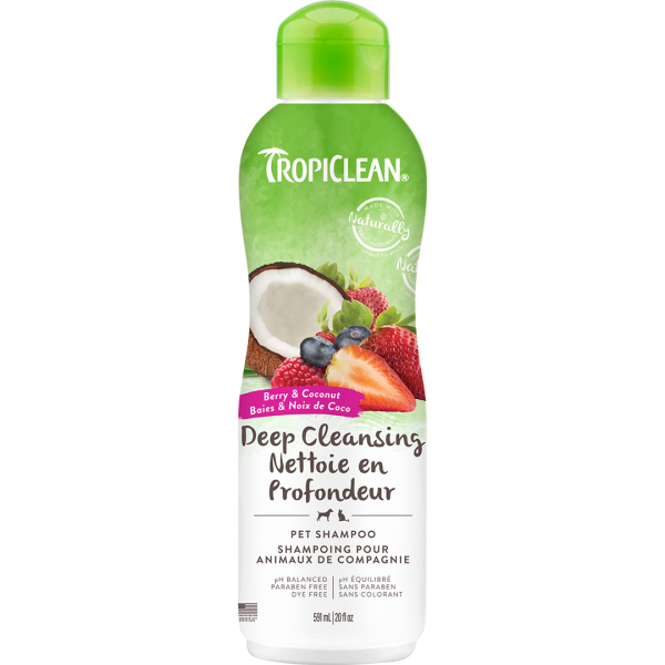TropiClean Deep Cleansing Shampoo Berry & Coconut