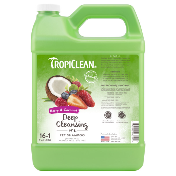 TropiClean Deep Cleansing Shampoo Berry & Coconut