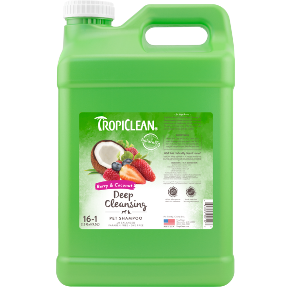 TropiClean Deep Cleansing Shampoo Berry & Coconut