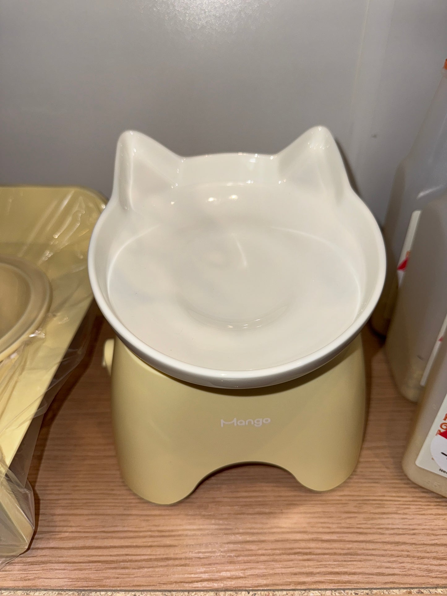 Mango ceramic pet bowl