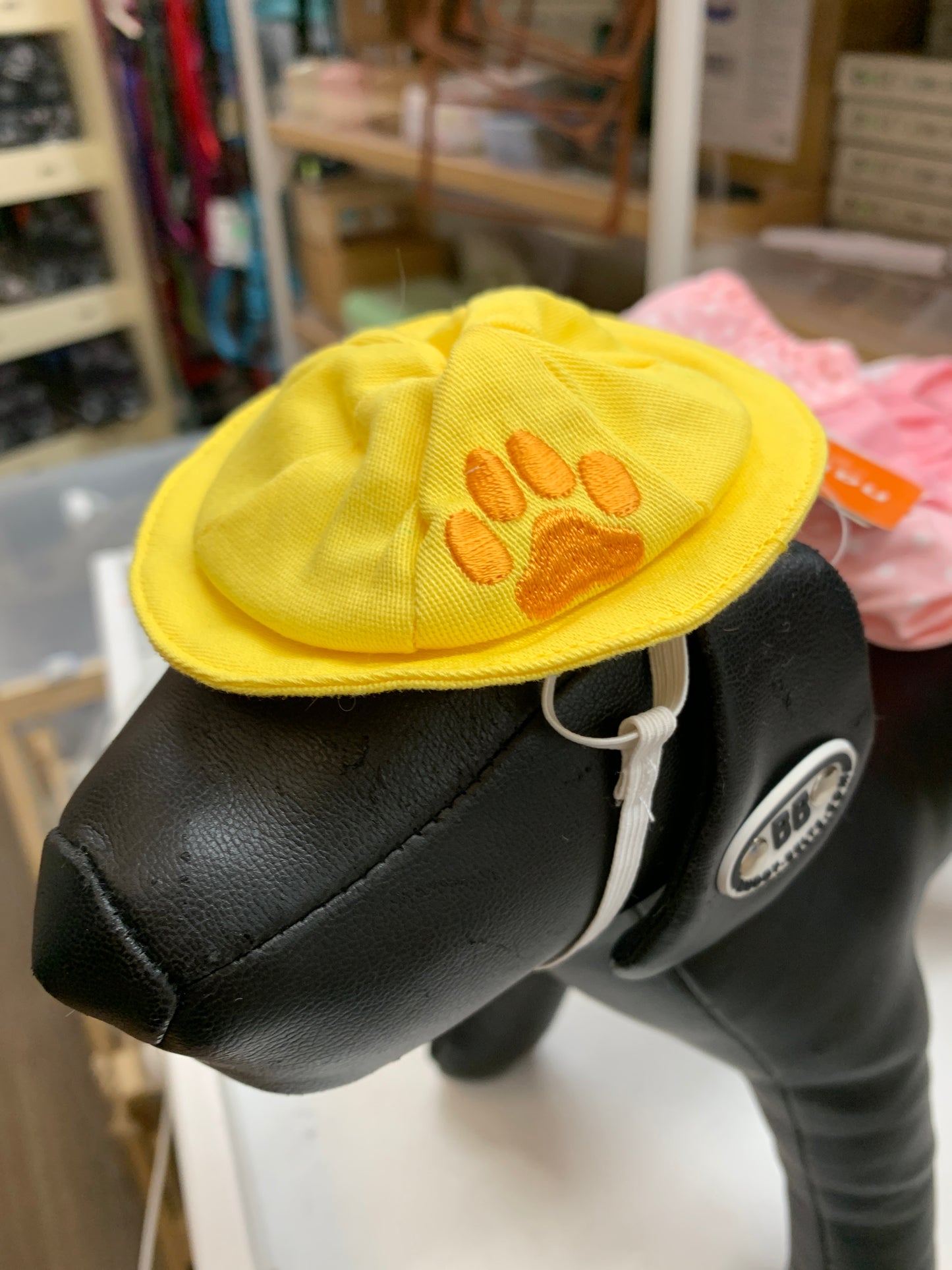 Narikiri Pets clothes cute pink bunny with yellow hat