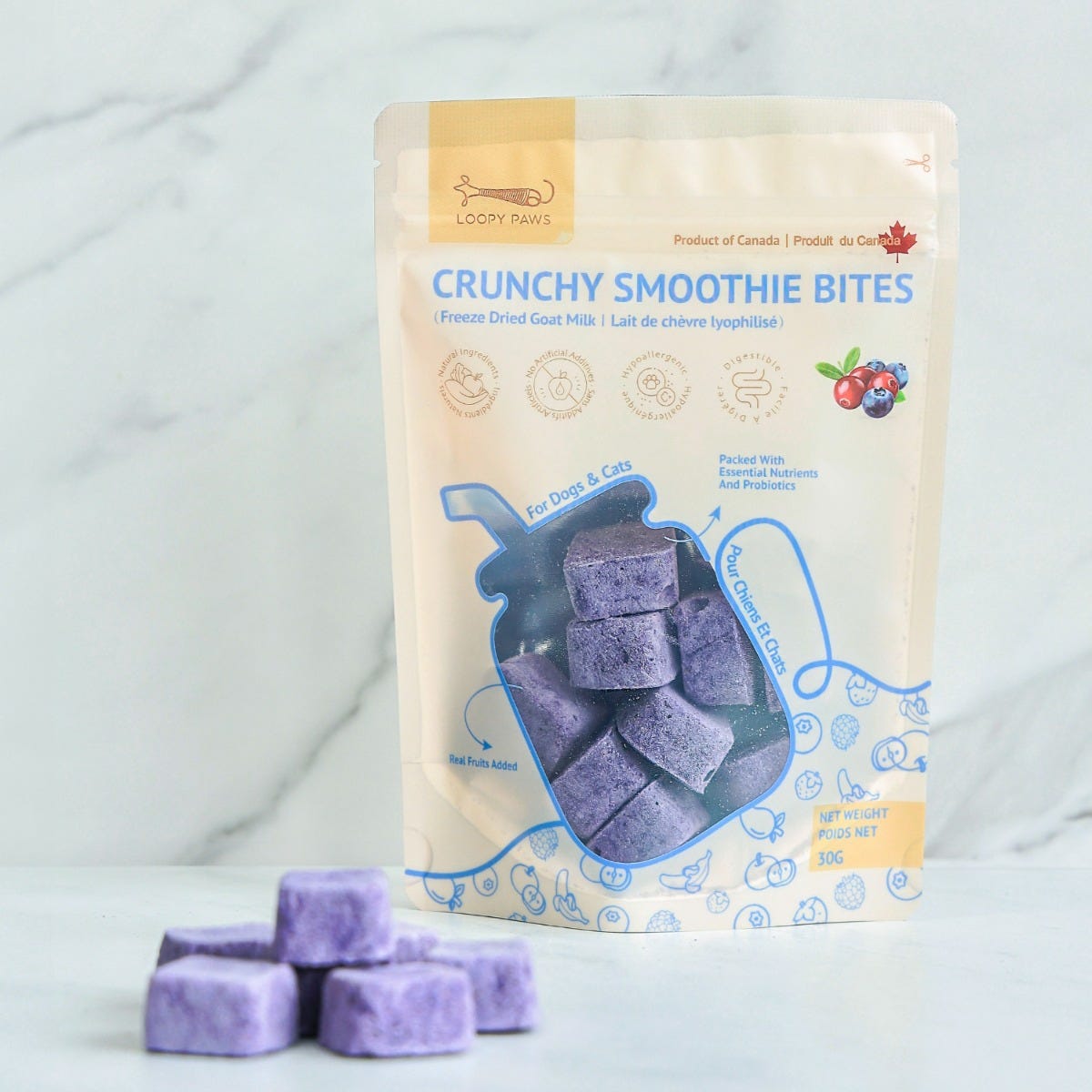 Loopy Paws Crunchy Smoothie Bites Mixed Berry Freeze-Dried Goat Milk Dog & Cat Treats – 30 g
