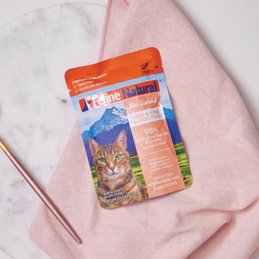 Feline Natural Lamb & King Salmon Feast - official product image