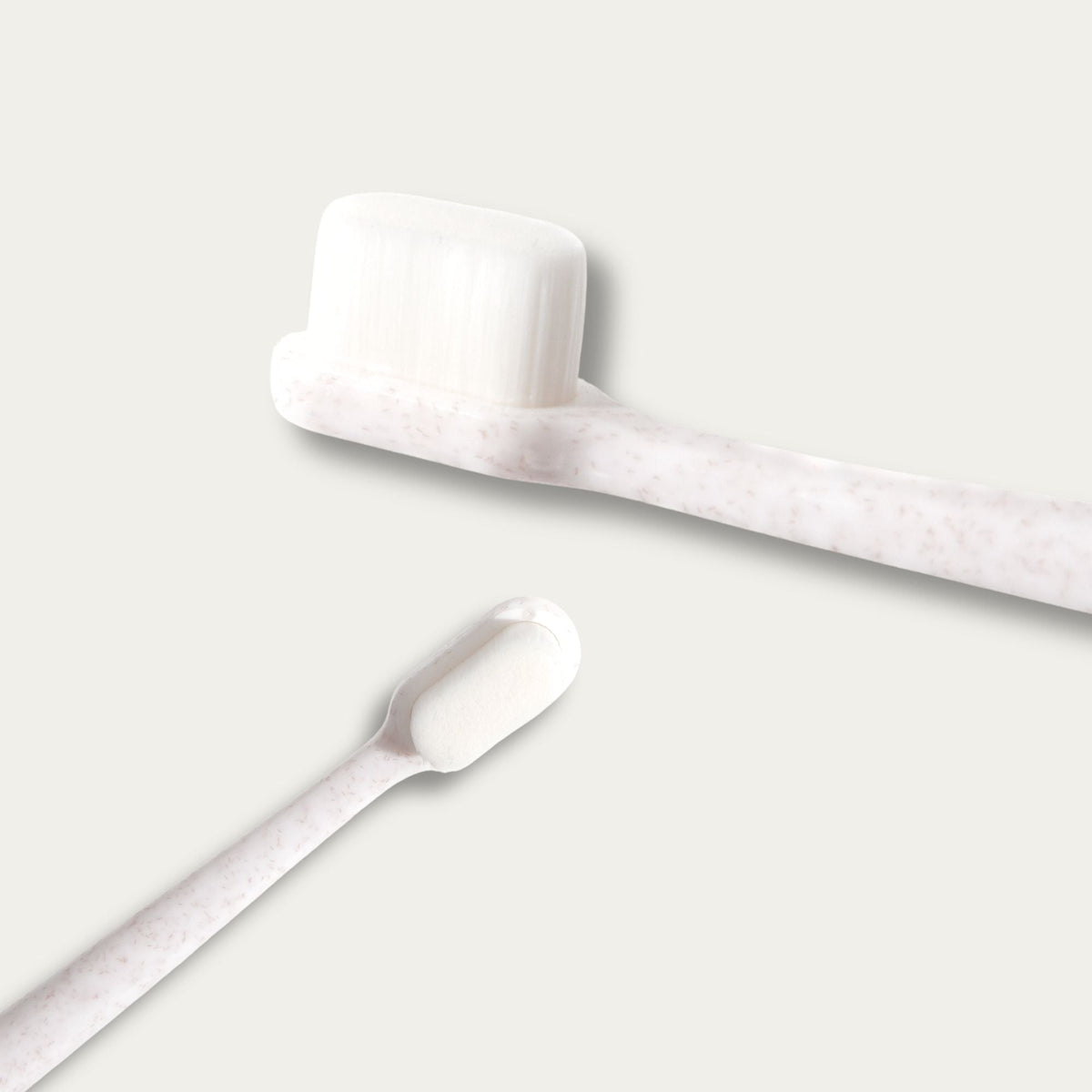 Wag & Bright Puppy Polisher Medium toothbrush