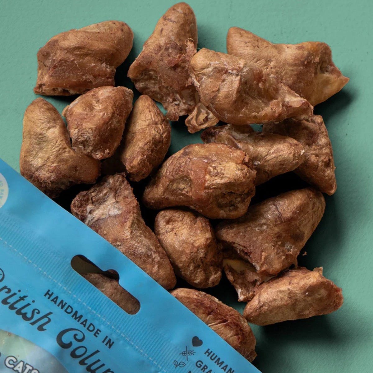 Wild Vibes Freeze-Dried Chicken Heart & Bone Broth Dog Treats – 68 g